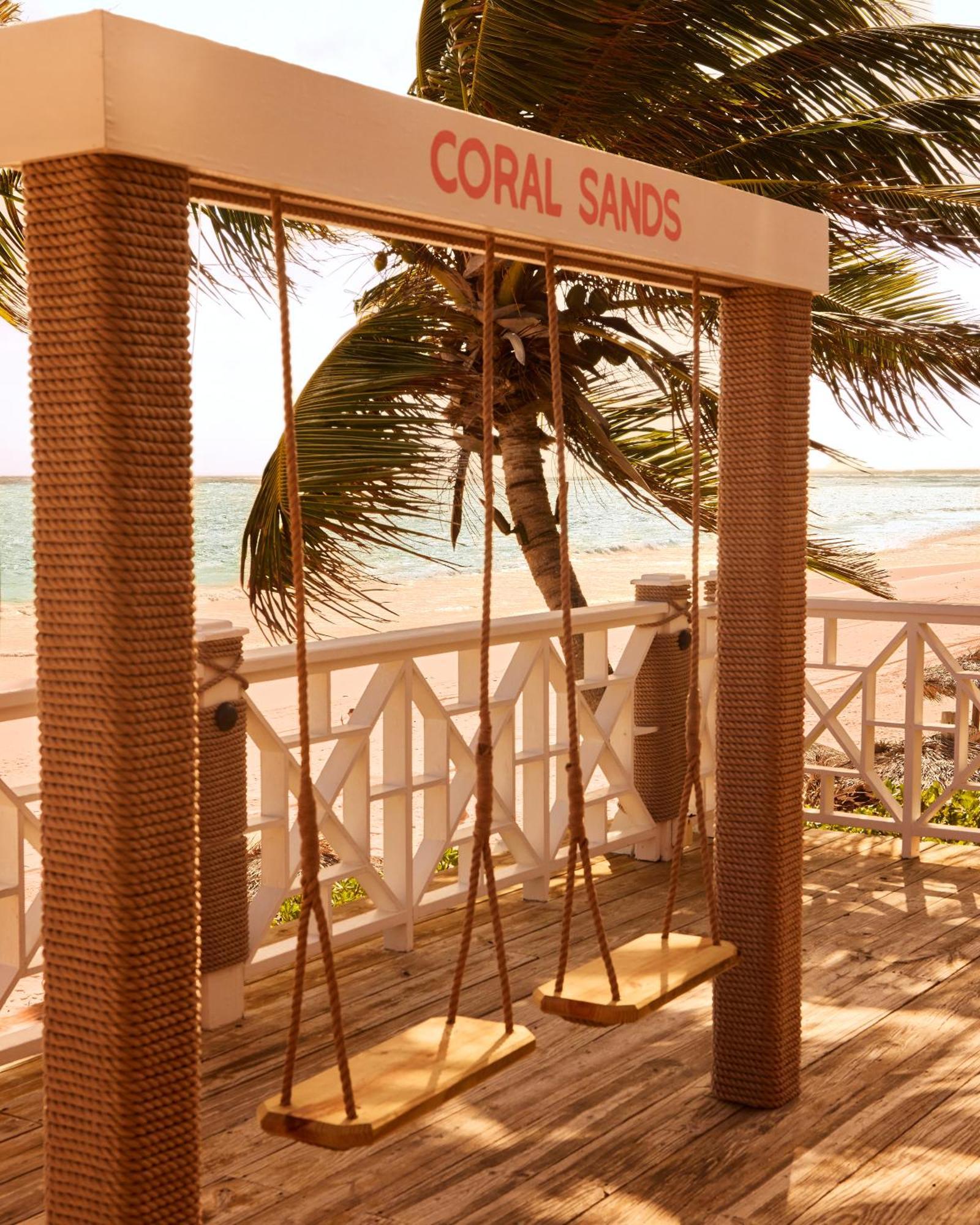 Coral Sands Inn & Cottages Dunmore Town Exterior photo